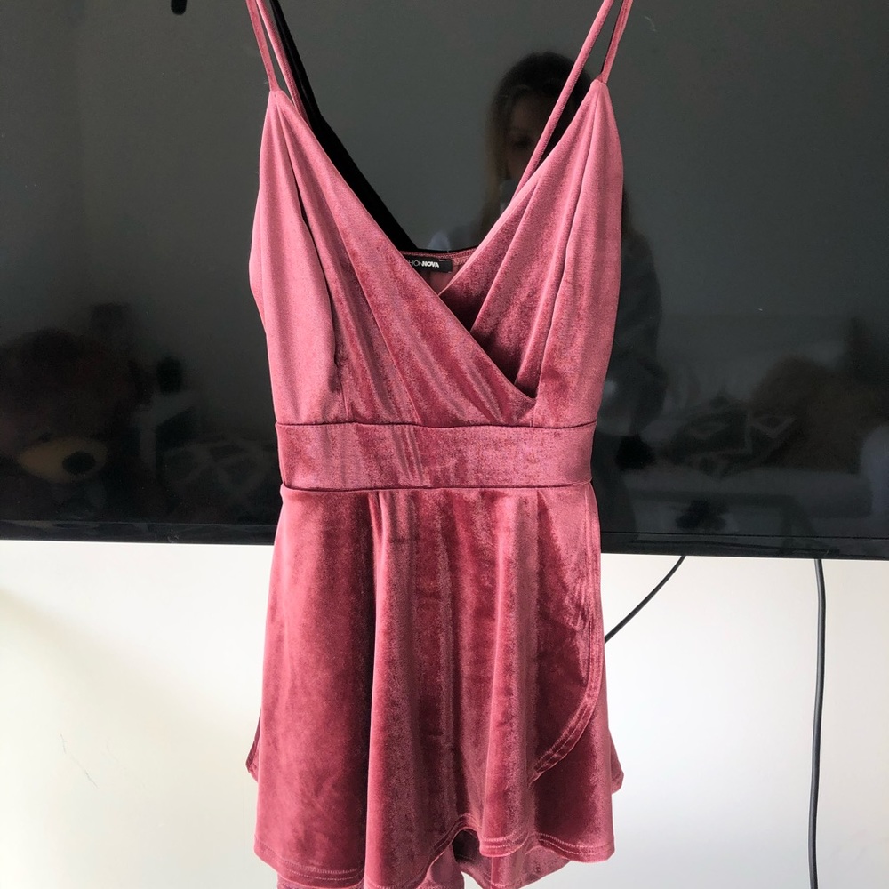 Fashion nova velvet romper